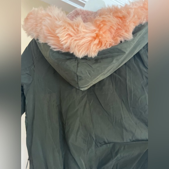 Pink fur jacket Joujou - Picture 2 of 3